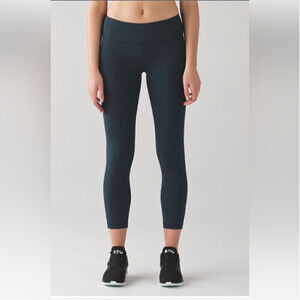 Lululemon Pace Rival Crop *22"
Nocturnal Teal workout yoga gym athletic